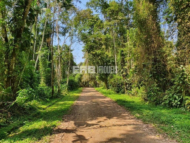 Suíte com ar condicionado para um casal em Itamambuca