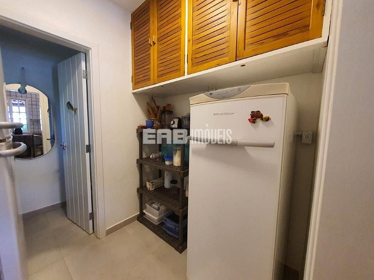 Casa com 2 suítes, piscina, churrasqueira e ar condicionado