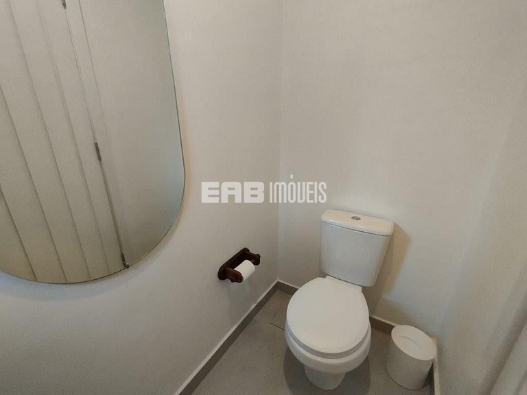 Casa com 2 suítes, piscina, churrasqueira e ar condicionado