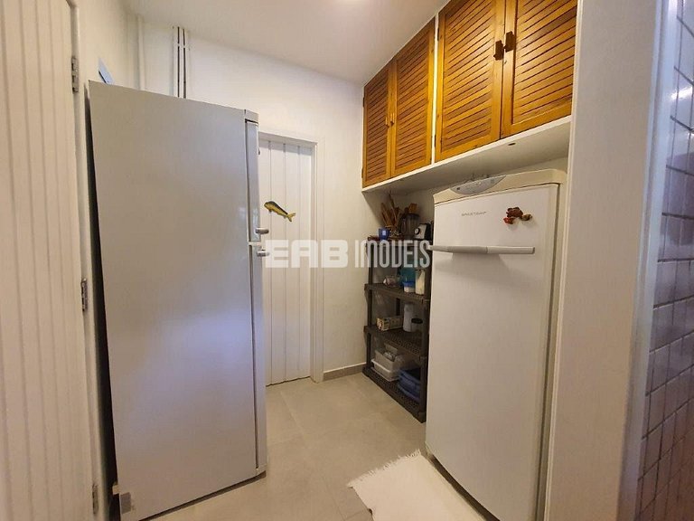 Casa com 2 suítes, piscina, churrasqueira e ar condicionado