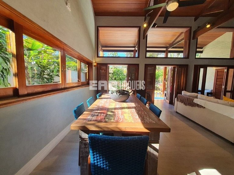 Casa para temporada na praia de Itamambuca, Ubatuba