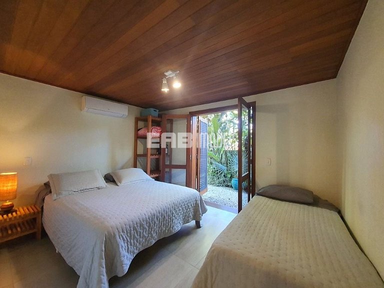 Casa para temporada na praia de Itamambuca, Ubatuba