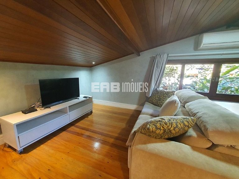 Casa para temporada na praia de Itamambuca, Ubatuba