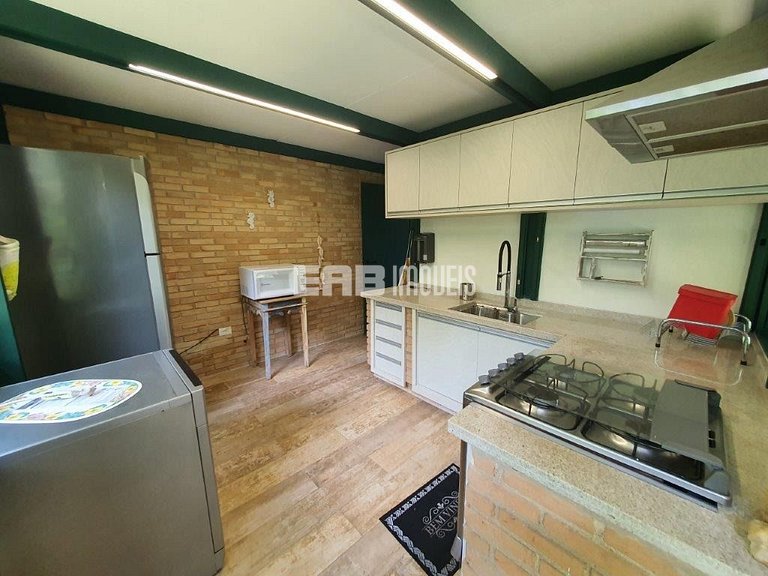 Casa com vista para o mar, na praia do Félix, em Ubatuba