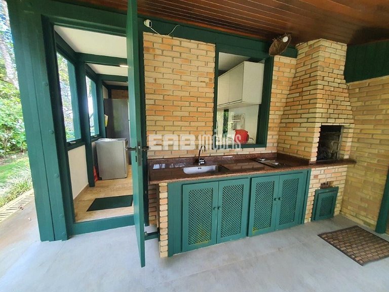 Casa com vista para o mar, na praia do Félix, em Ubatuba