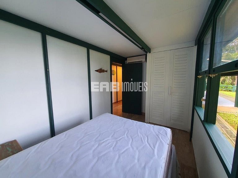 Casa com vista para o mar, na praia do Félix, em Ubatuba