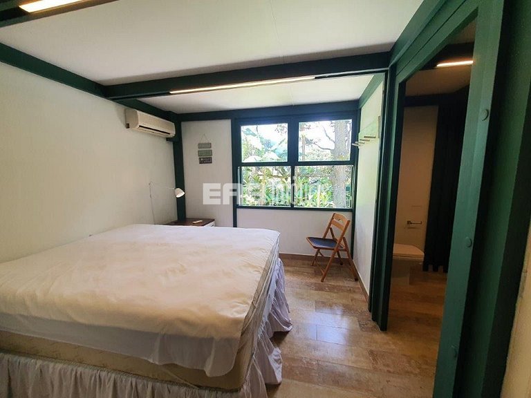 Casa com vista para o mar, na praia do Félix, em Ubatuba