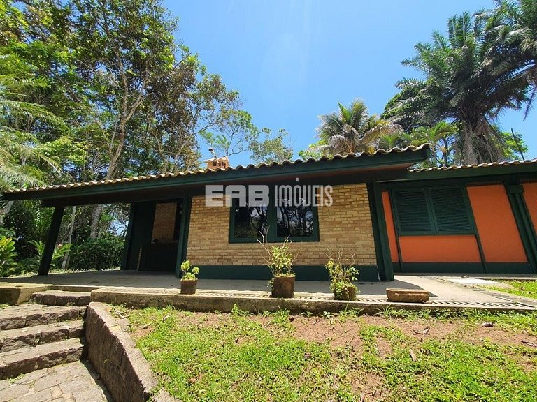 Casa com vista para o mar, na praia do Félix, em Ubatuba