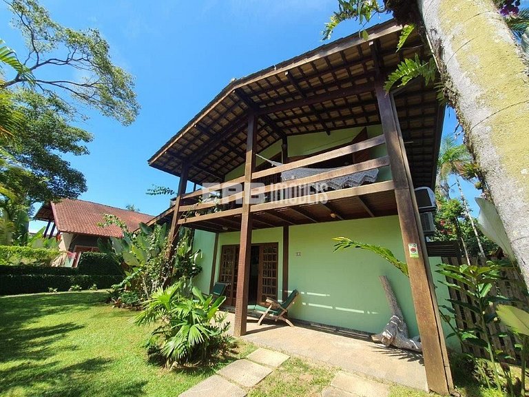 Casa com 5 suítes para locação na Praia de Itamambuca