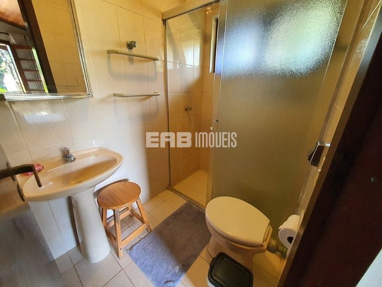 Casa com 5 suítes para locação na Praia de Itamambuca