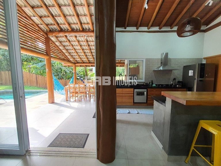Casa com piscina aquecida, para temporada na Praia de Itamam