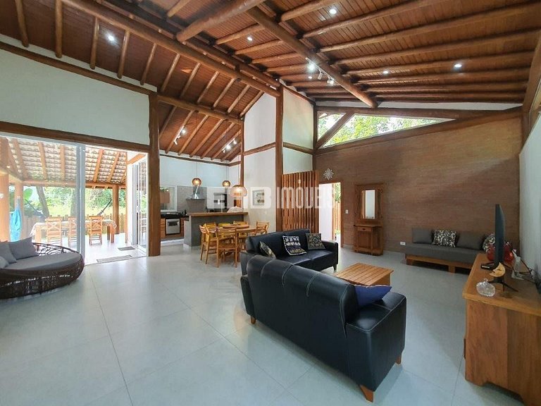 Casa com piscina aquecida, para temporada na Praia de Itamam