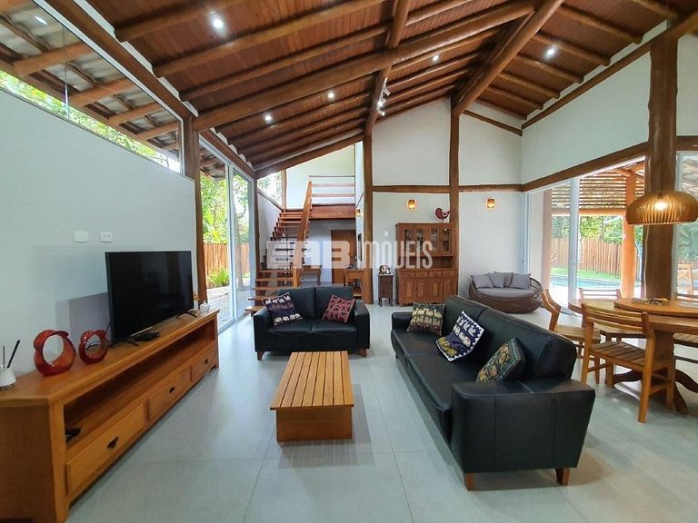 Casa com piscina aquecida, para temporada na Praia de Itamam