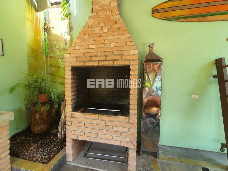 Casa com 5 suítes para locação na Praia de Itamambuca