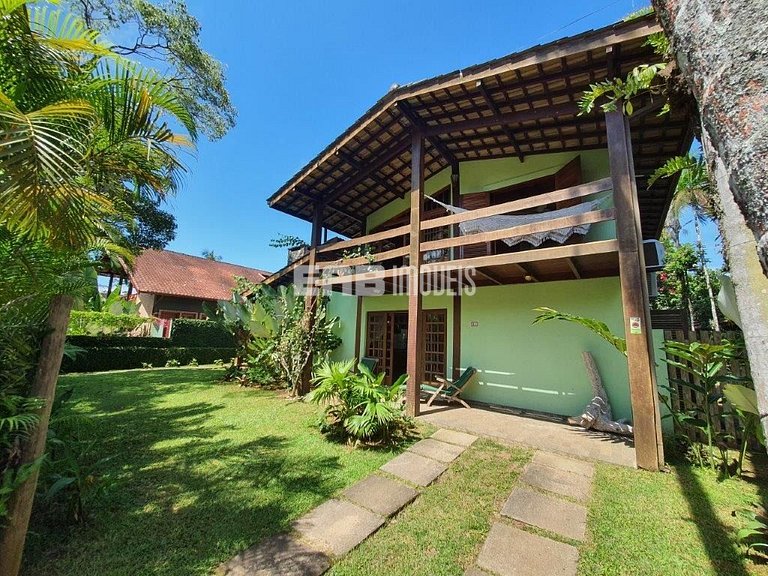 Casa com 5 suítes para locação na Praia de Itamambuca