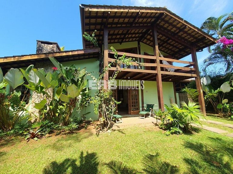 Casa com 5 suítes para locação na Praia de Itamambuca