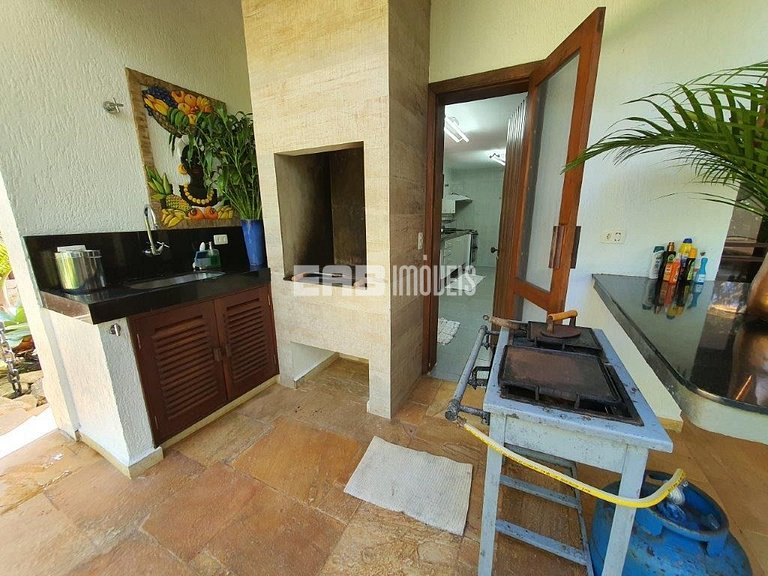 Casa a 20m do mar para temporada em Itamambuca