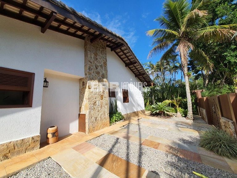 Casa a 20m do mar para temporada em Itamambuca