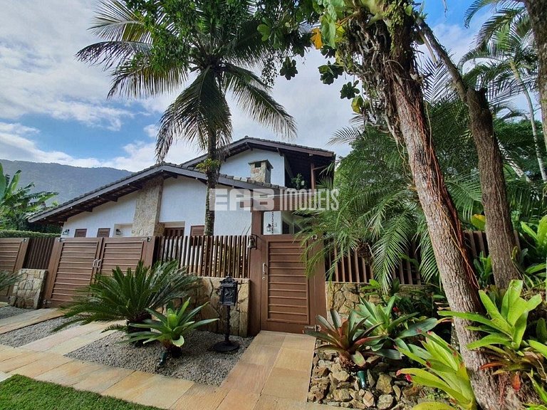 Casa a 20m do mar para temporada em Itamambuca