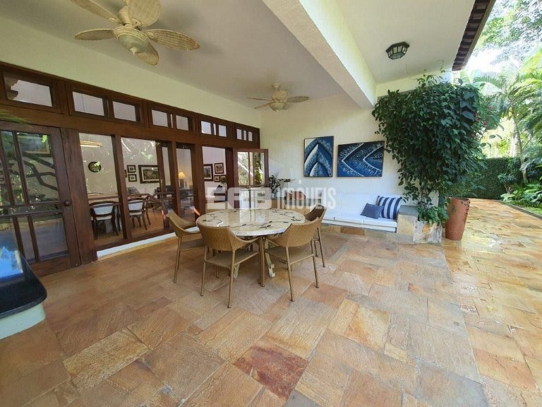 Casa a 20m do mar para temporada em Itamambuca