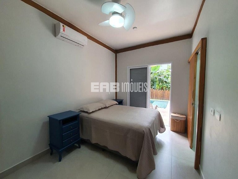 Casa com piscina aquecida, para temporada na Praia de Itamam