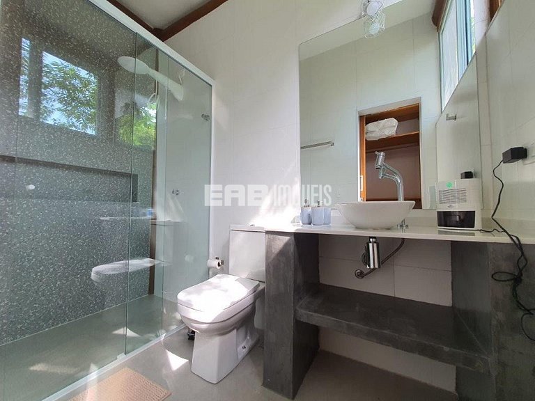 Casa com piscina aquecida, para temporada na Praia de Itamam