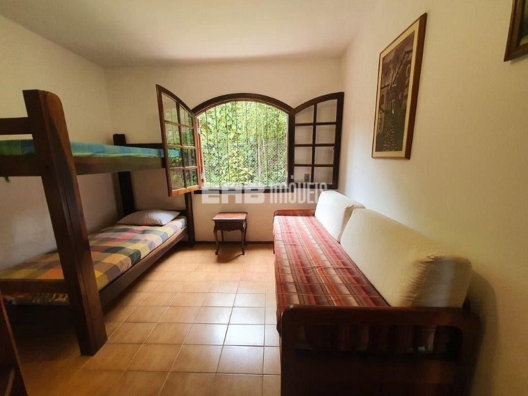 Casa com 3 dormitórios, a 40 metros da praia