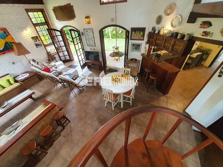 Casa com 3 dormitórios, a 40 metros da praia