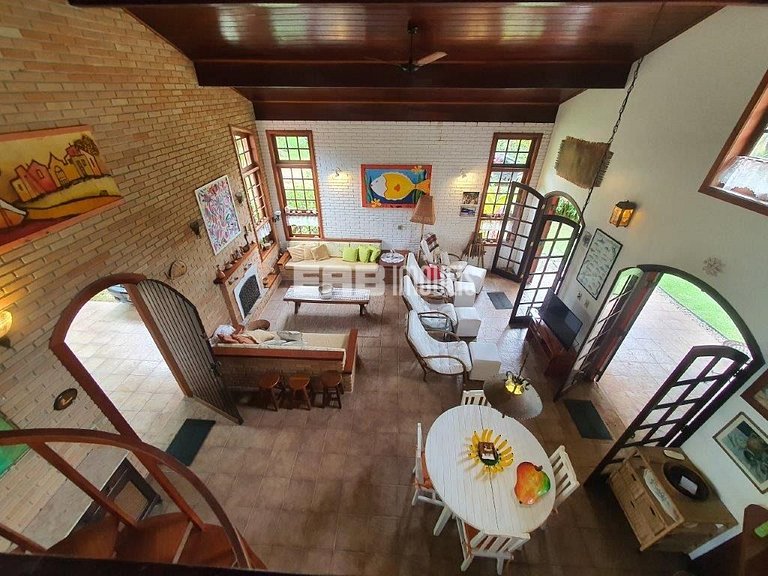 Casa com 3 dormitórios, a 40 metros da praia