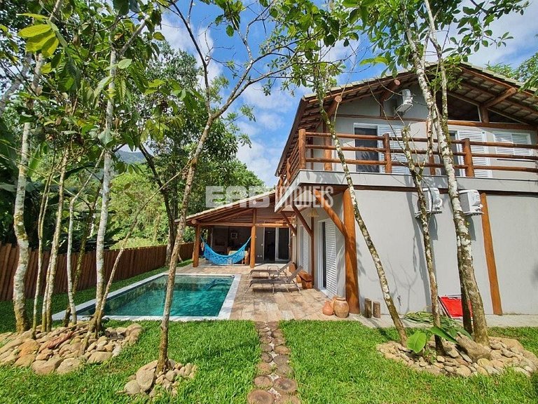 Casa com piscina aquecida, para temporada na Praia de Itamam