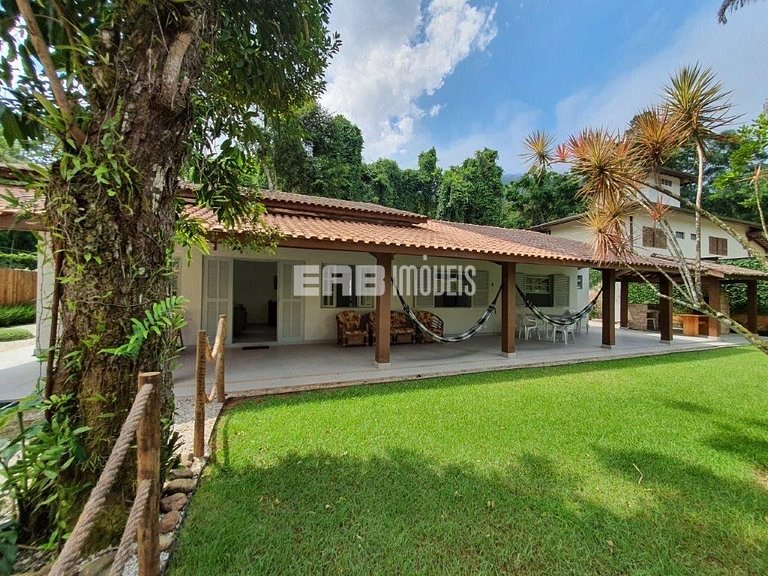 Casa para 10 pessoas na praia de Itamambuca