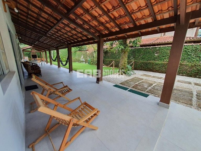 Casa para 10 pessoas na praia de Itamambuca