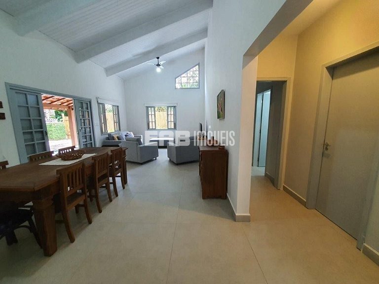 Casa para 10 pessoas na praia de Itamambuca