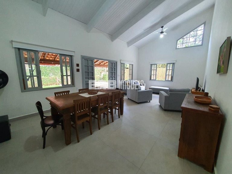 Casa para 10 pessoas na praia de Itamambuca