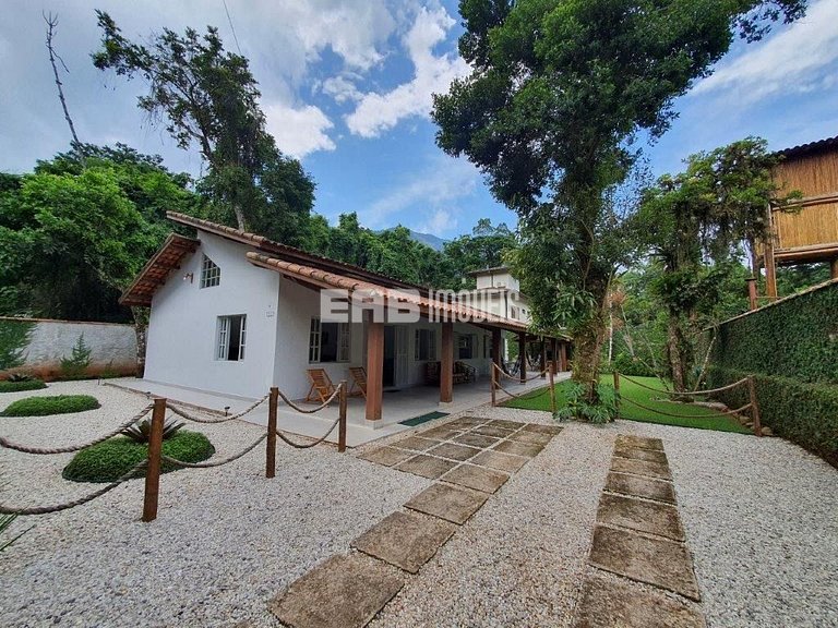 Casa para 10 pessoas na praia de Itamambuca