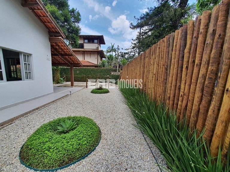 Casa para 10 pessoas na praia de Itamambuca