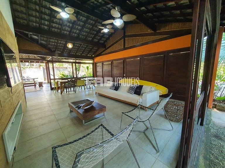 Segunda casa a partir da praia, para temporada em Itamambuca