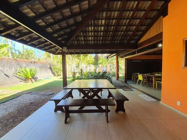 Segunda casa a partir da praia, para temporada em Itamambuca