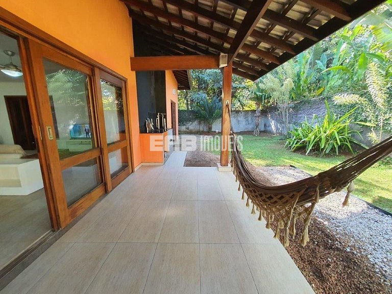 Segunda casa a partir da praia, para temporada em Itamambuca