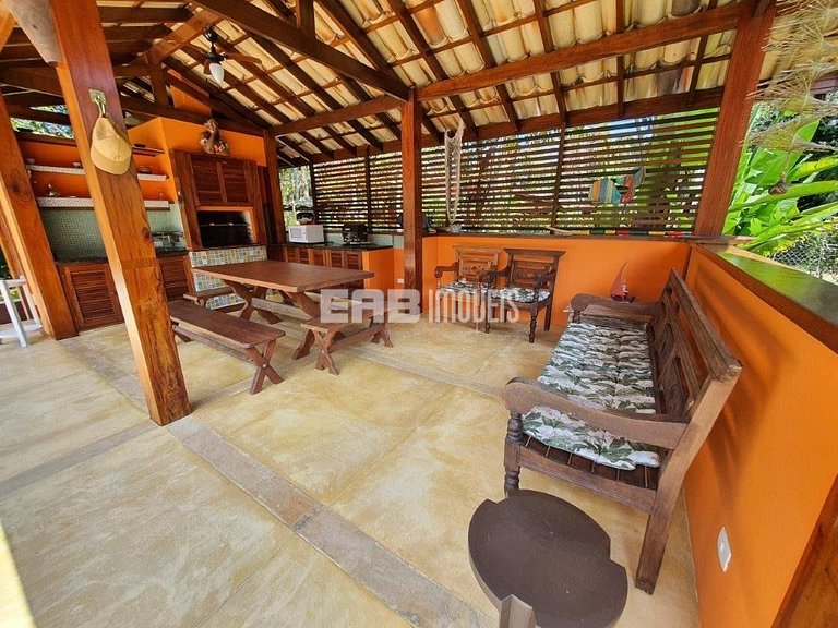 Casa com piscina, para 8 pessoas