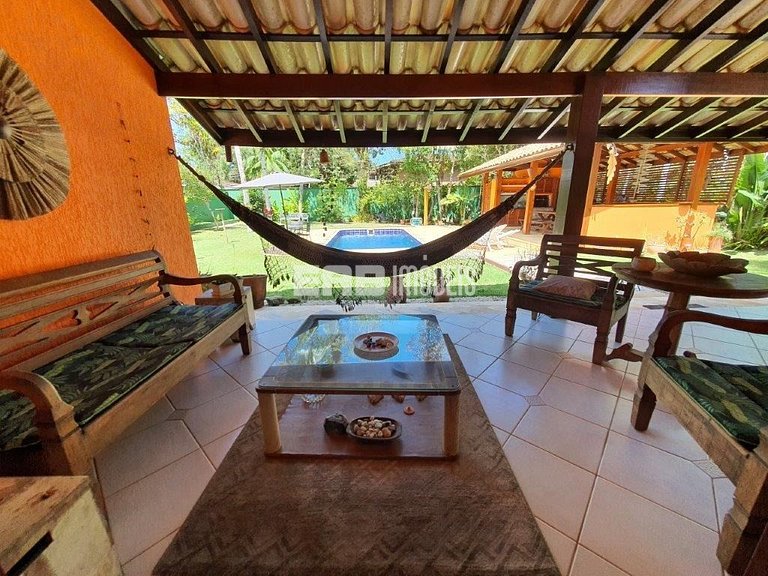 Casa com piscina, para 8 pessoas