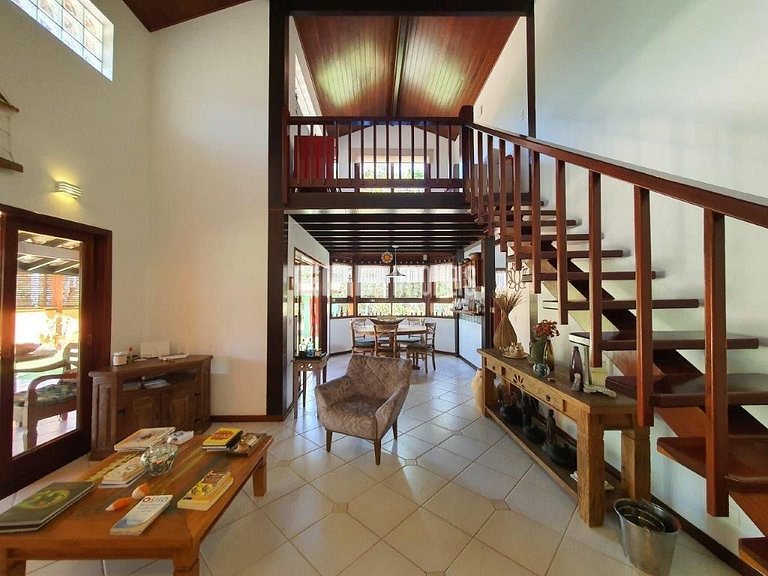 Casa com piscina, para 8 pessoas