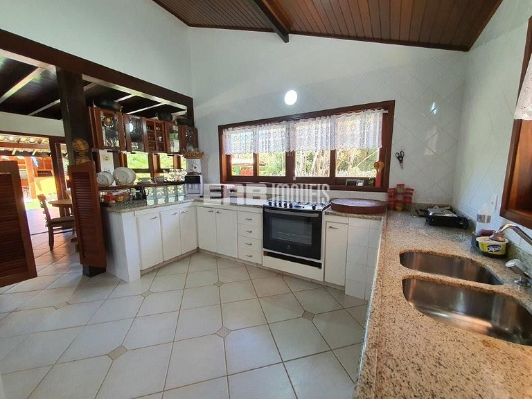 Casa com piscina, para 8 pessoas