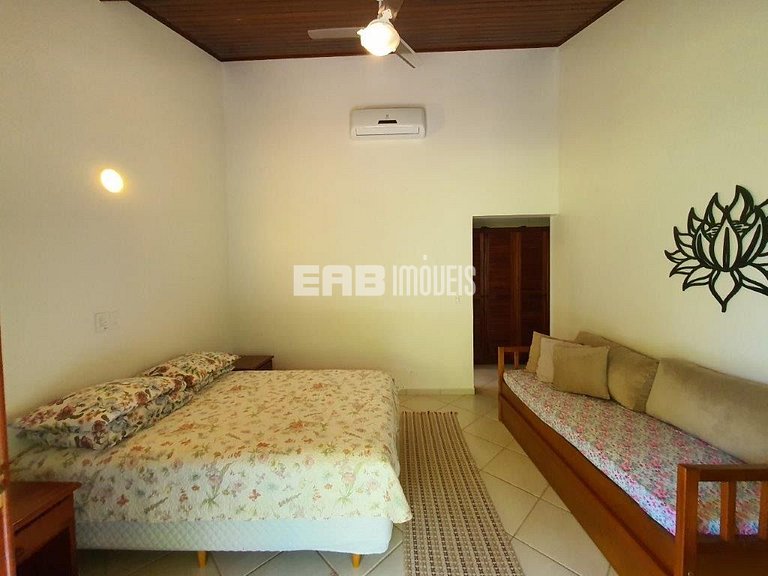 Casa com piscina, para 8 pessoas