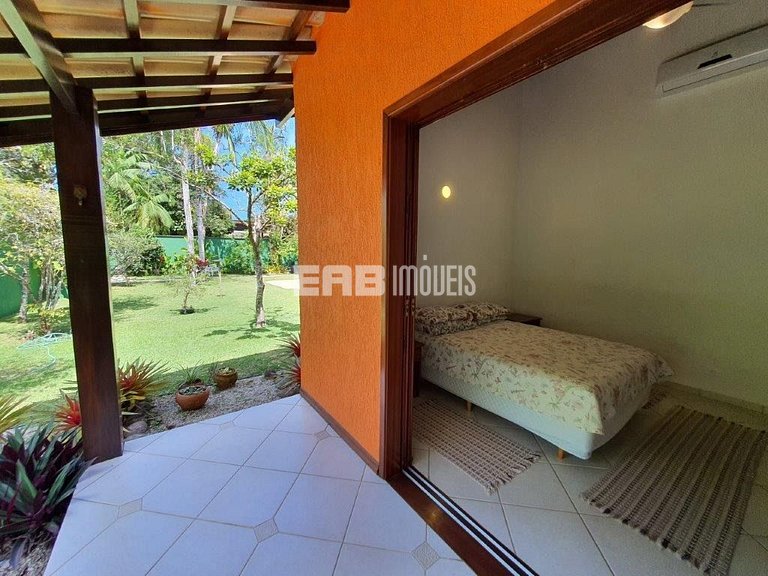 Casa com piscina, para 8 pessoas