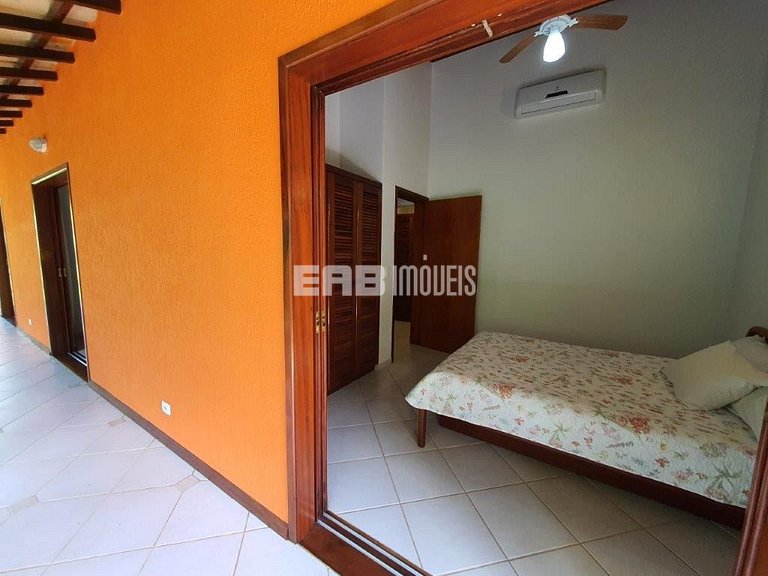 Casa com piscina, para 8 pessoas