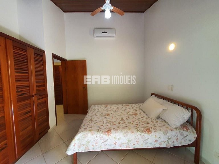 Casa com piscina, para 8 pessoas