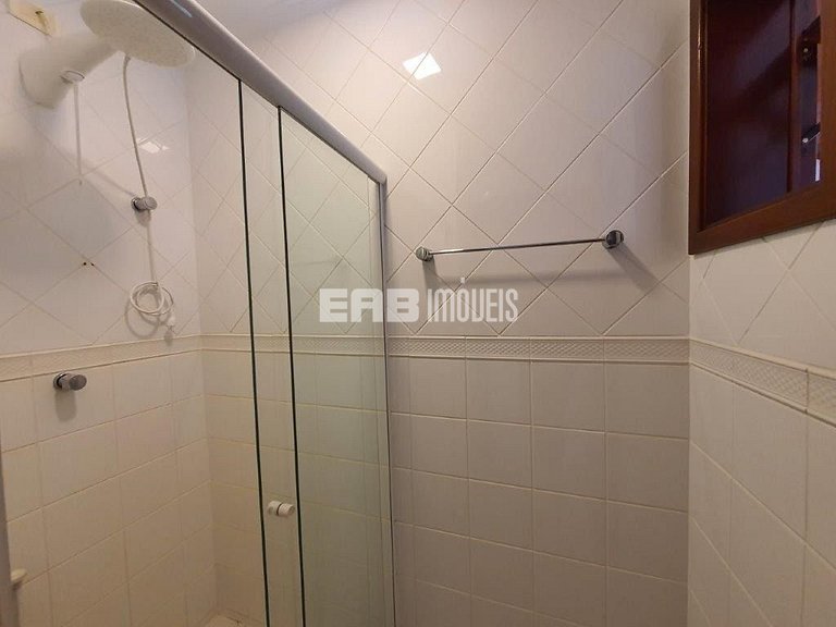 Casa com piscina, para 8 pessoas