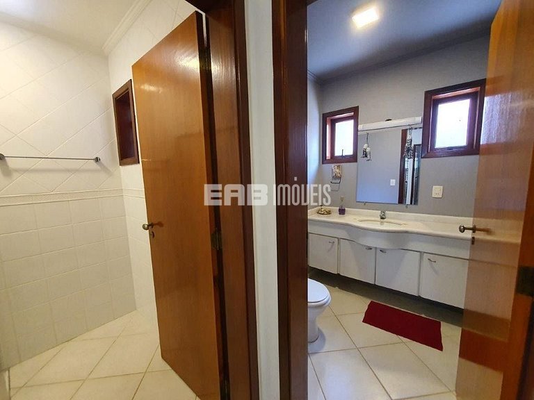 Casa com piscina, para 8 pessoas