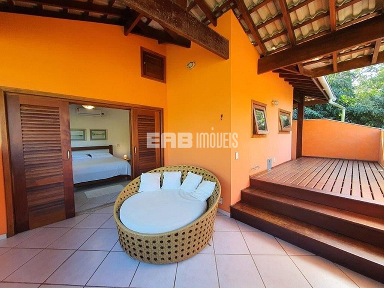 Segunda casa a partir da praia, para temporada em Itamambuca